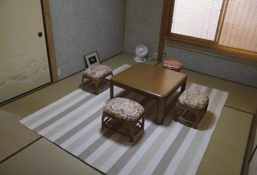 ペンション Annex Higashifujita