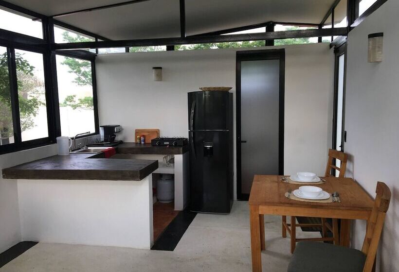 פנסיון Bungalow Doble Con Vista Parcial Al Mar, Cocina Completa