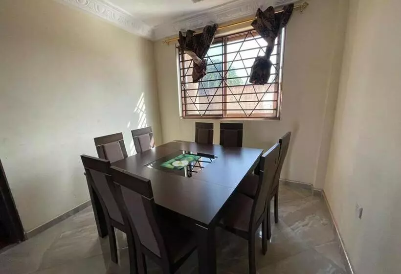 ペンション Okf Obouba Apartment