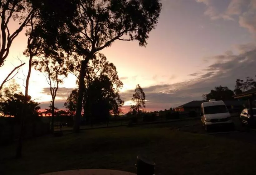 ペンション Scenic Sunsets@tamborine