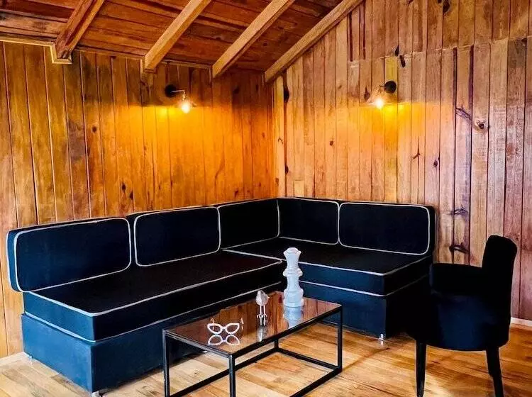 Pine Tree Mazamitla Hotel Boutique & Cabañas