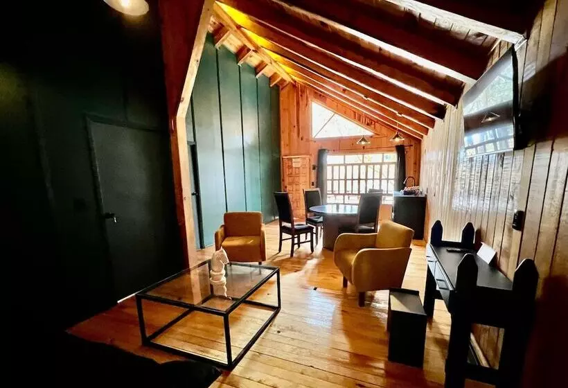 Pine Tree Mazamitla Hotel Boutique & Cabañas