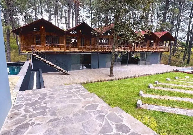 Pine Tree Mazamitla Hotel Boutique & Cabañas