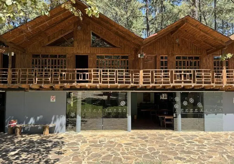 Pine Tree Mazamitla Hotel Boutique & Cabañas