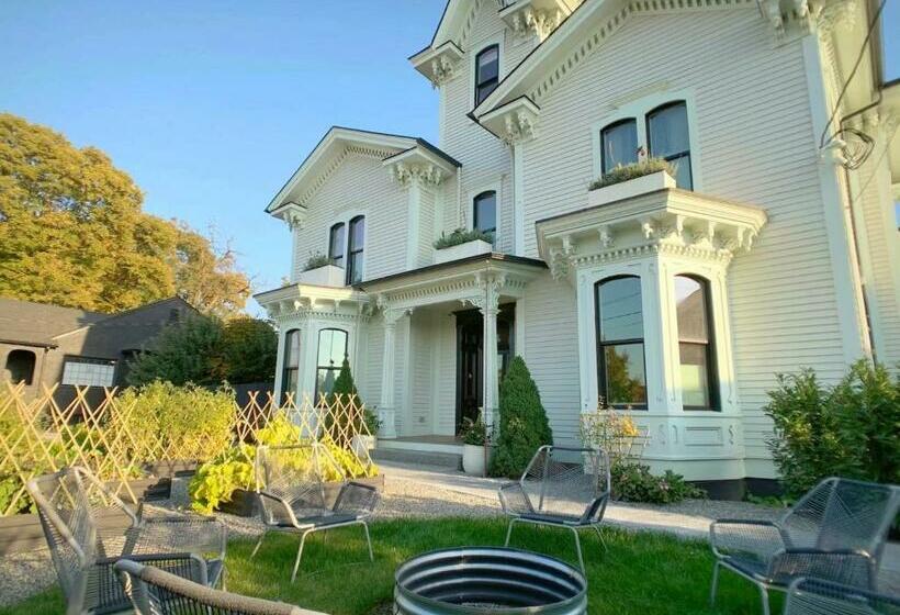 リゾートホテル The Wesley Walla Walla