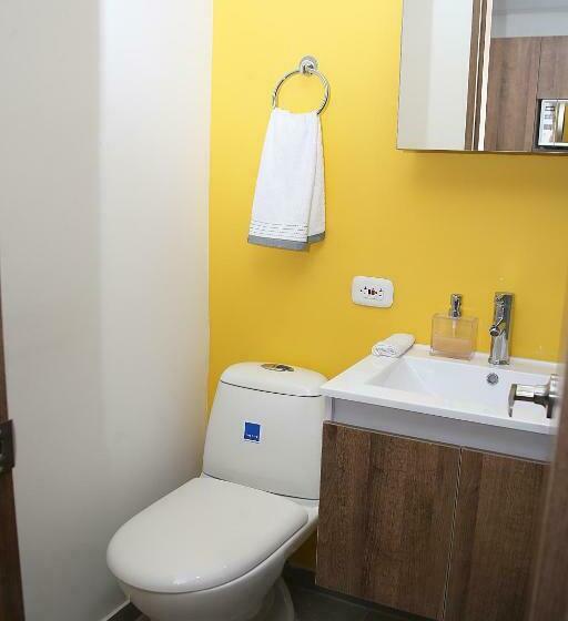 Ulivin Apartaestudios Manizales