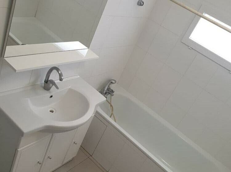 فندق صغير Tony House