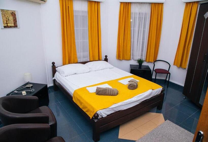 هاستل Domaćinska Kuća Banja Luka