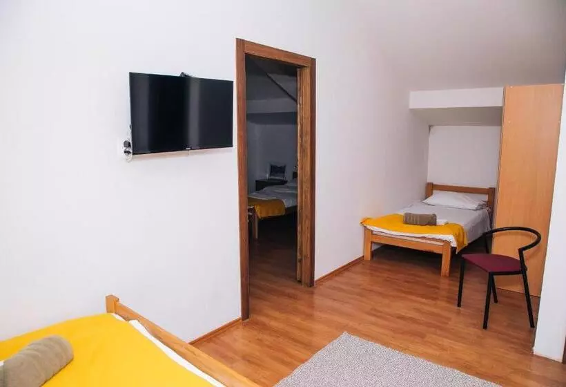 هاستل Domaćinska Kuća Banja Luka