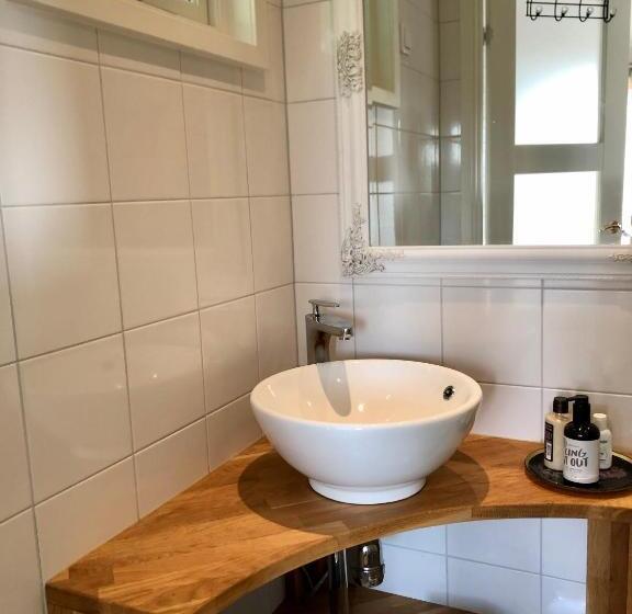 住宿加早餐 Annehill I Bro