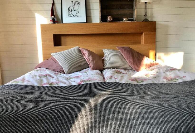 ベッドアンドブレックファースト Annehill I Bro