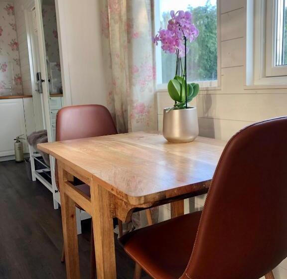 ベッドアンドブレックファースト Annehill I Bro