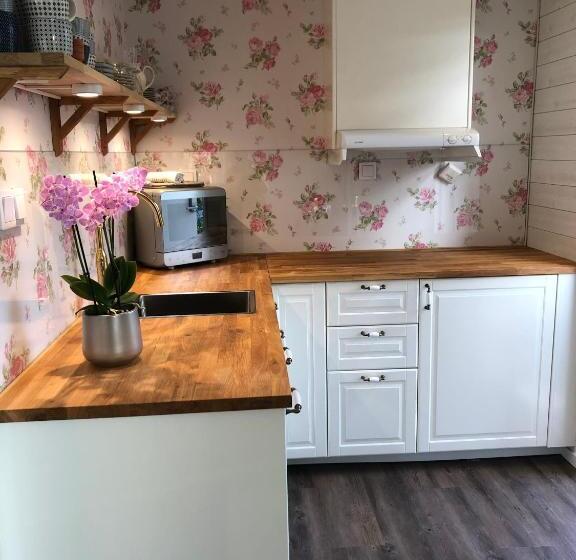 ベッドアンドブレックファースト Annehill I Bro