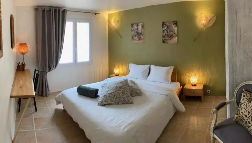 ベッドアンドブレックファースト Gite De Barbusse