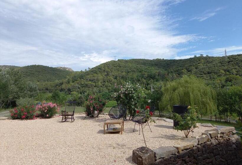 ベッドアンドブレックファースト Gite De Barbusse