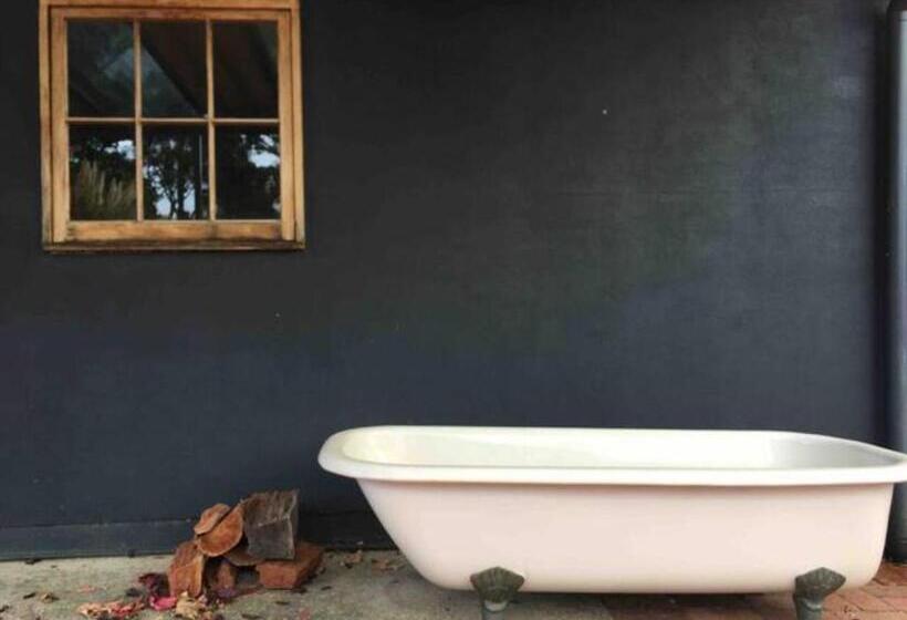 Bed and Breakfast Randell Cottage   Adelaide Hills   Cosy Rustic Hideaway