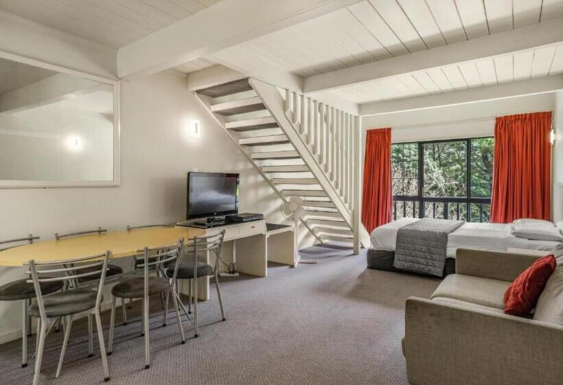 בית מלון כפרי Capital Lodge Motor Inn