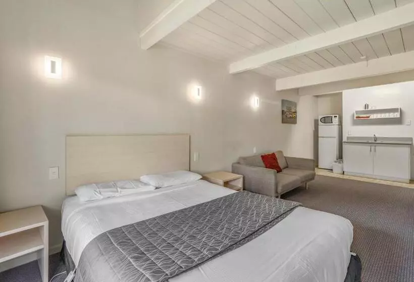 Hotelli Capital Lodge Motor Inn