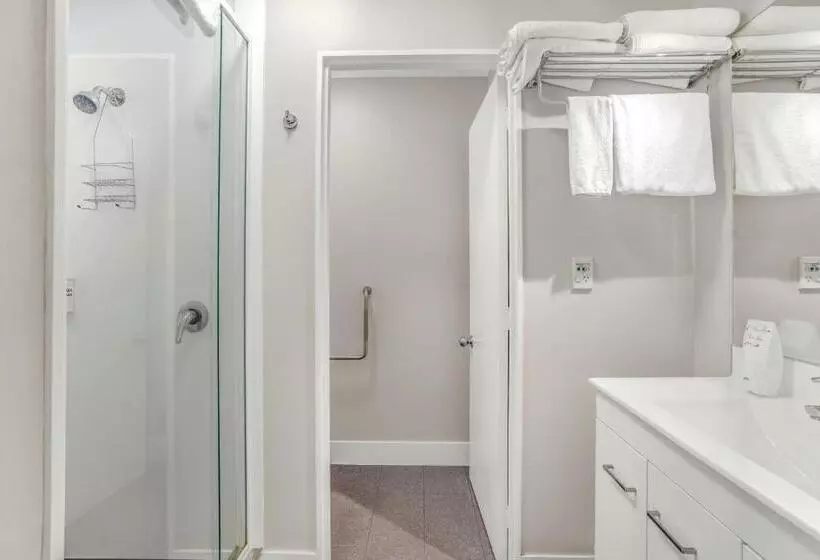 Hotelli Capital Lodge Motor Inn