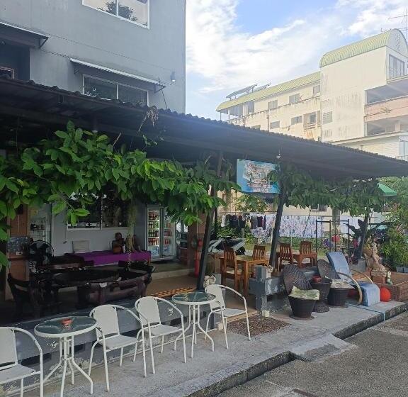 호텔 Funky Crab The River