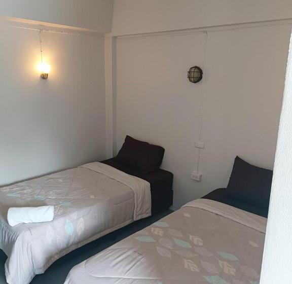 호텔 Funky Crab The River