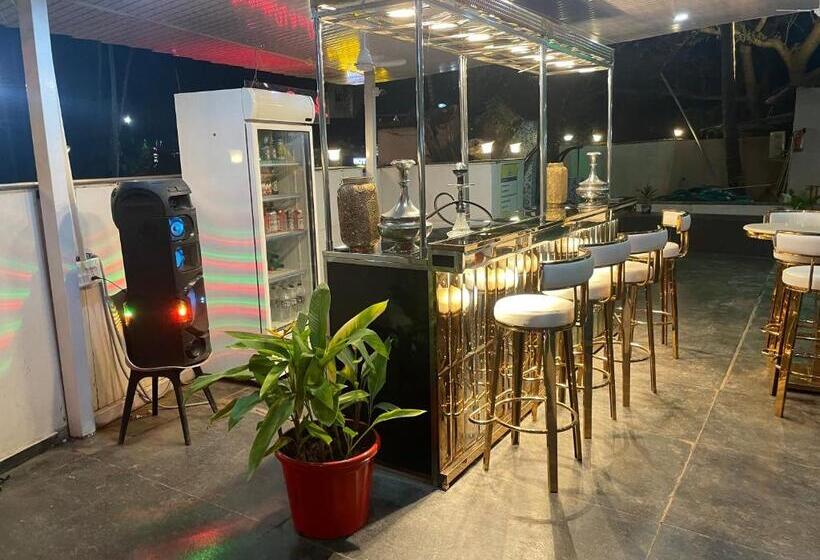 فندق Goa Continental Baga