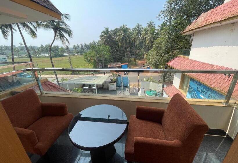فندق Goa Continental Baga