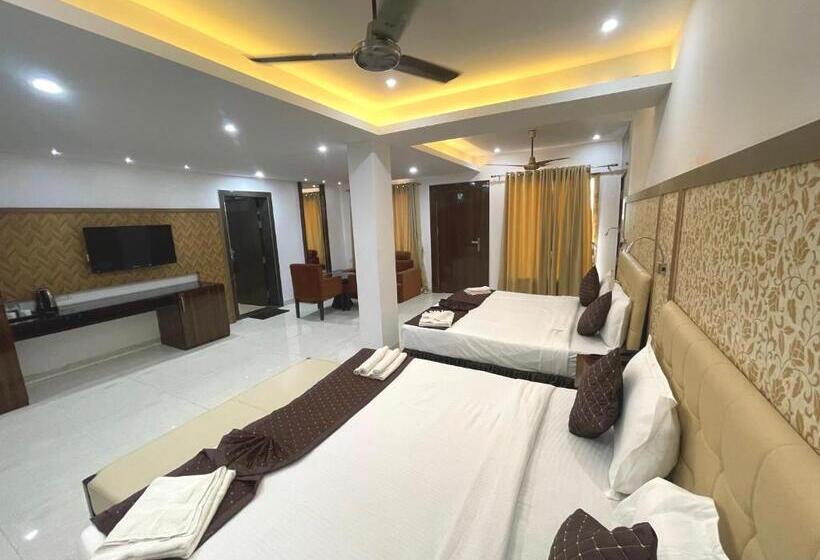 فندق Goa Continental Baga