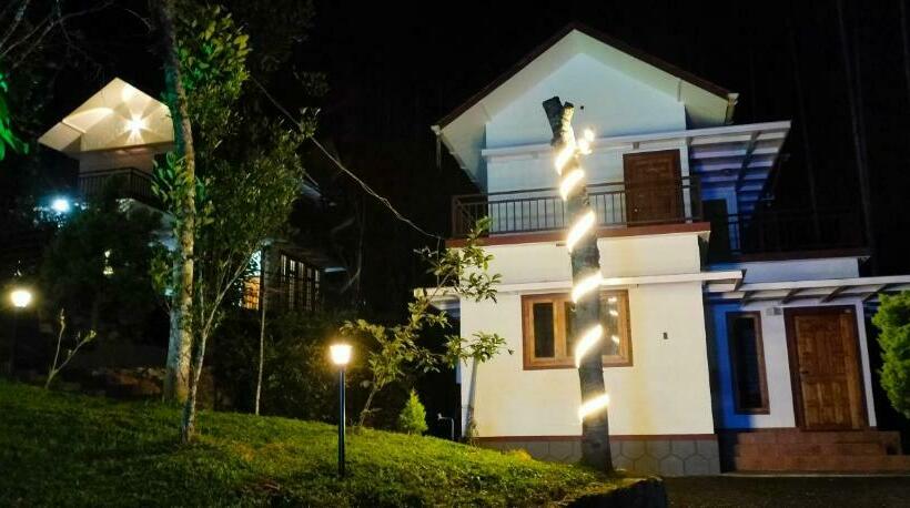 فندق Karapuzha Water Scapes