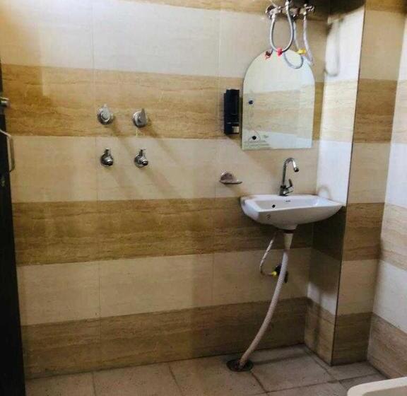 ホテル Oyo 80463j Hotal Mannat Valley