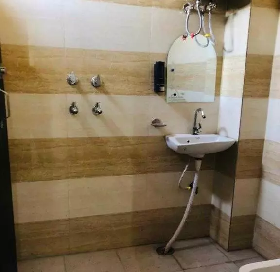 Hotelli Oyo 80463j Hotal Mannat Valley