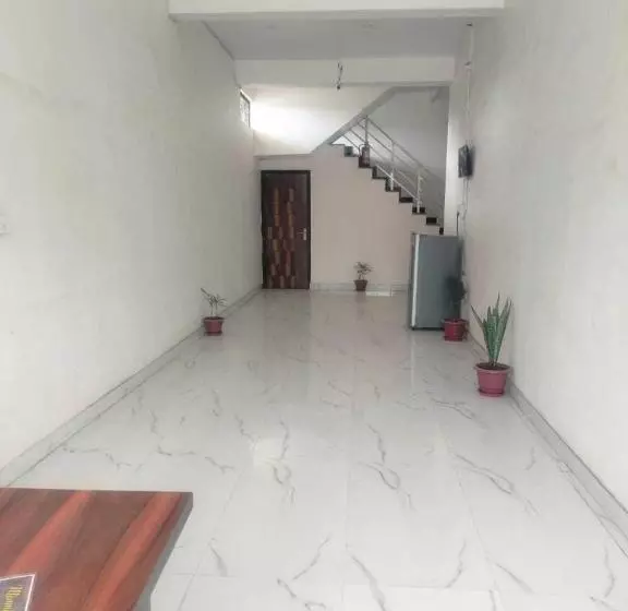 Hotelli Oyo 80463j Hotal Mannat Valley