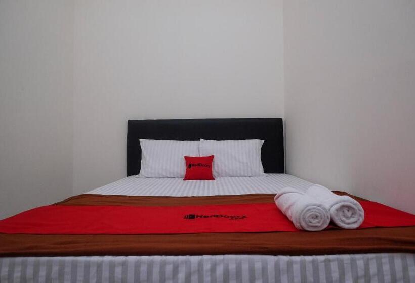 فندق Reddoorz Near Alun Alun Magelang 2