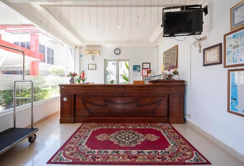 בית מלון כפרי Reddoorz Syariah Near Rs Yos Sudarso Padang