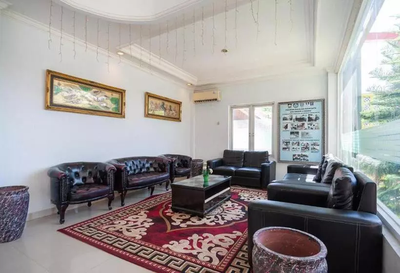 هتل Reddoorz Syariah Near Rs Yos Sudarso Padang