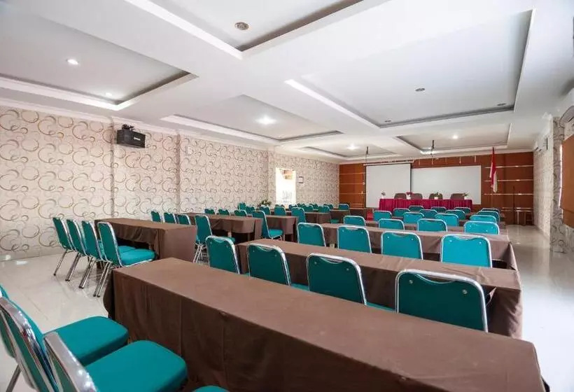 هتل Reddoorz Syariah Near Rs Yos Sudarso Padang