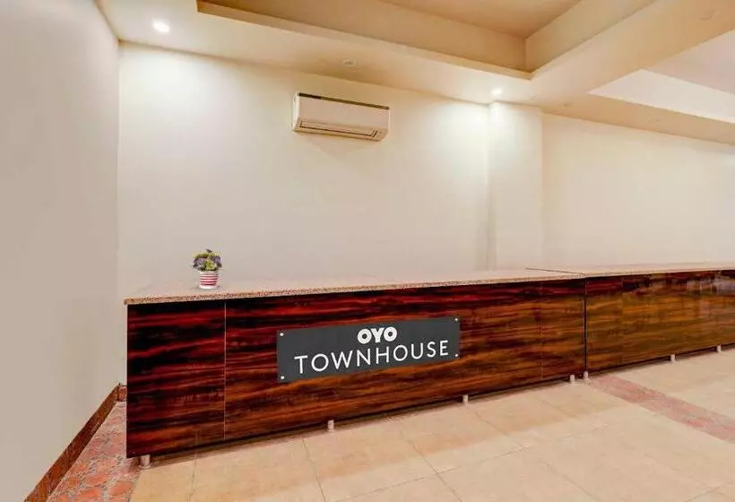 ホテル Townhouse 1172 Golden Key Near Delhi Airport