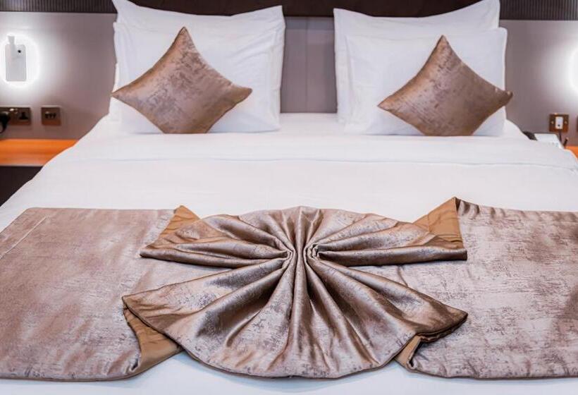 هتل Wali S Suites