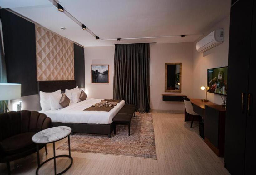 هتل Wali S Suites