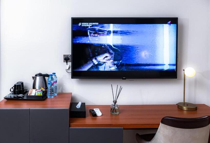 هتل Wali S Suites