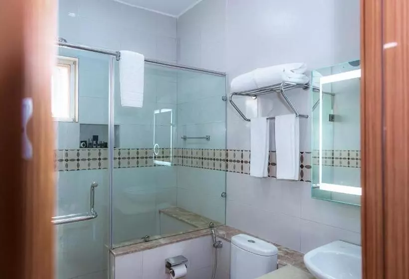 هتل Wali S Suites