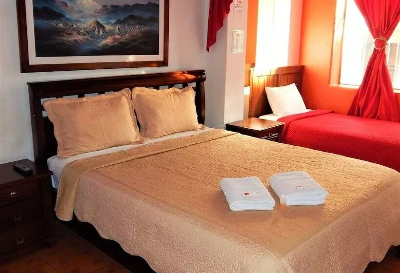 ペンション Hostal Imperial
