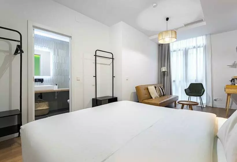 پانسیون Vallecas Suites By Olala Homes