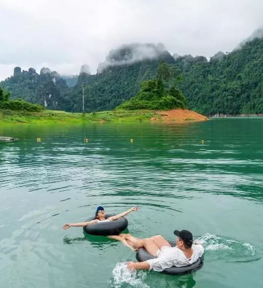 リゾートホテル Khaosok Eco Raft