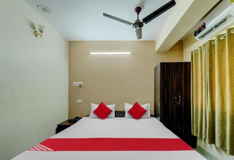 旅馆 Shri Hari Inn