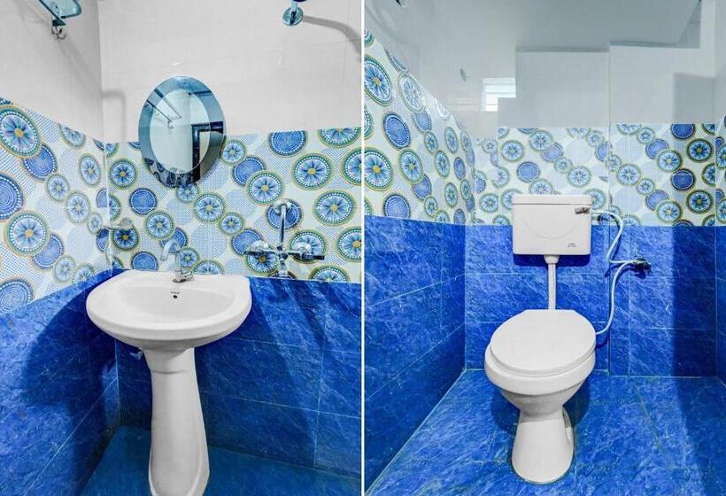 旅馆 Shri Hari Inn