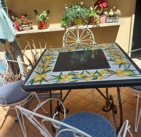 ベッドアンドブレックファースト La Terrazza Di Monica & Teresa