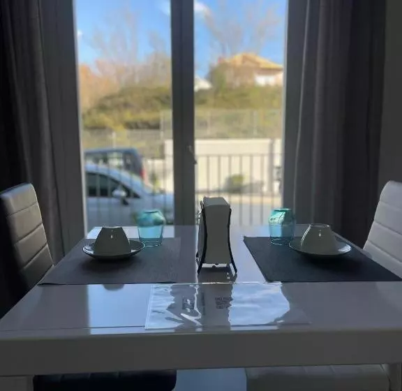 ベッドアンドブレックファースト Lotelito Apartment