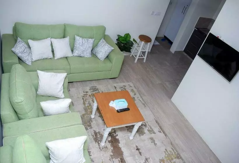 تختخواب و صبحانه Renela Homes
