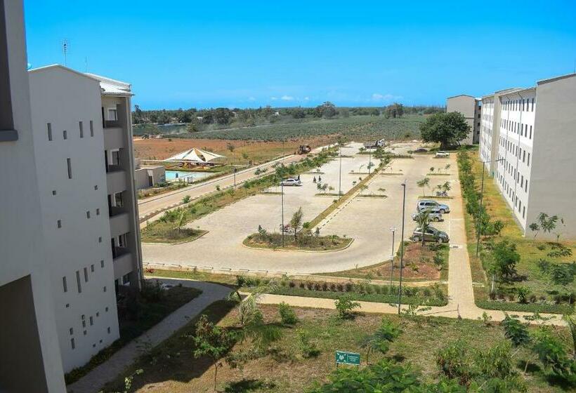 تختخواب و صبحانه Renela Homes